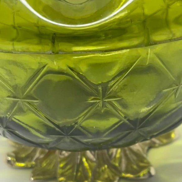 Vintage 6" Indiana Glass Green Duette Quilted Diamond Bowl With Metal Leaf Base - Picture 3 of 6